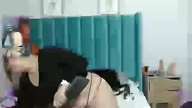 jolie colette online show from January 2025 09:22:01 PM