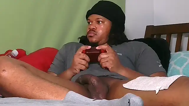 Snapshot of Carolinayoungin chatting on November 2025 08:43:02 PM Carolinayoungin online show from November 2025 08:43:02 PM