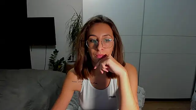 DesireMore90 online show from January 2026 03:39:01 PM