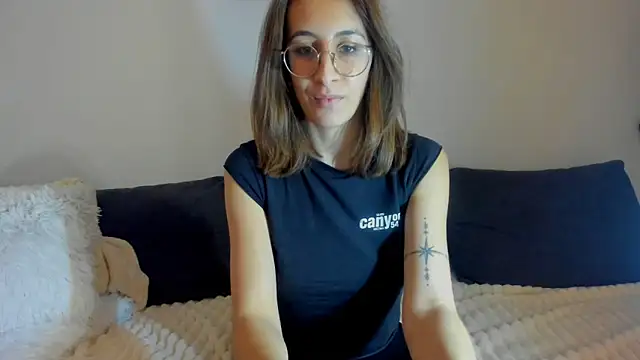 DesireMore90 online show from February 2026 11:10:01 PM