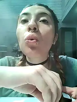 Snapshot of chubby_vanniie_ chatting on January 2025 07:06:01 PM chubby vanniie online show from January 2025 07:06:01 PM