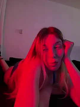 VeraSerephina online show from March 2025 11:12:01 PM