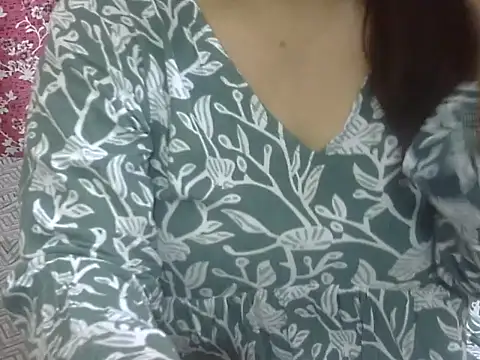 Snapshot of Lusty_Wife1 chatting on April 2026 10:07:02 AM Lusty Wife1 online show from April 2026 10:07:02 AM