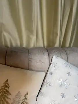 Snapshot of AgathaGeorgiou chatting on November 2025 10:52:01 PM AgathaGeorgiou online show from November 2025 10:52:01 PM