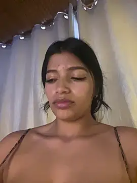 Snapshot of AgathaGeorgiou chatting on November 2025 10:22:02 PM AgathaGeorgiou online show from November 2025 10:22:02 PM