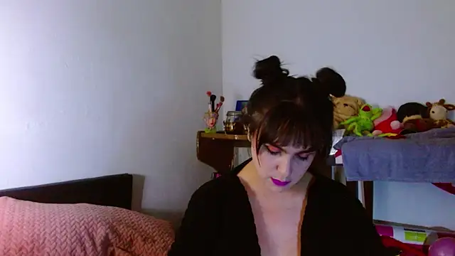Snapshot of collette_beaufoy_ chatting on June 2026 07:11:01 AM collette beaufoy online show from June 2026 07:11:01 AM