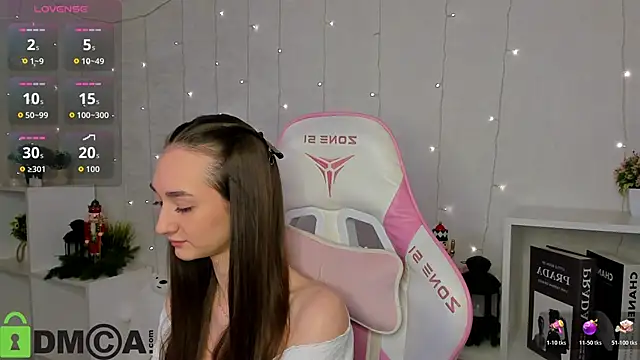 Kelly Powell online show from December 2025 03:22:02 AM