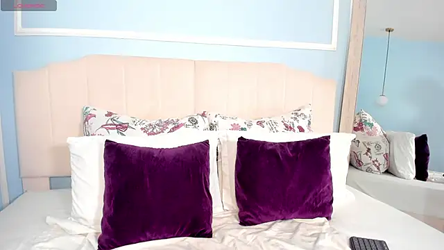 Snapshot of bhritany_brow chatting on December 2025 10:35:01 AM bhritany brow online show from December 2025 10:35:01 AM