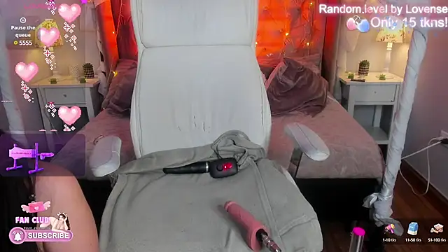 Ellie Jhonson   online show from January 2025 04:13:02 PM