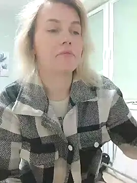 Snapshot of Linda_Gregory chatting on February 2025 12:04:01 AM Linda Gregory online show from February 2025 12:04:01 AM