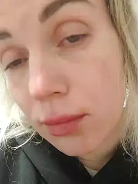 Snapshot of Linda_Gregory chatting on March 2025 01:42:02 AM Linda Gregory online show from March 2025 01:42:02 AM