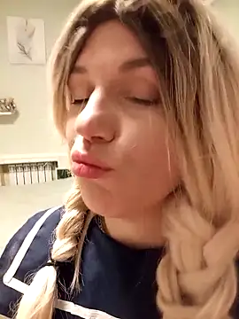 Snapshot of Linda_Gregory chatting on March 2026 01:53:02 AM Linda Gregory online show from March 2026 01:53:02 AM