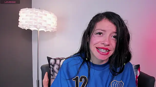 Snapshot of miss_canndy chatting on December 2024 12:12:02 AM miss canndy online show from December 2024 12:12:02 AM