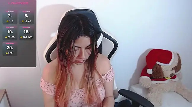 Snapshot of alice_middlee chatting on December 2024 06:20:02 PM alice middlee online show from December 2024 06:20:02 PM