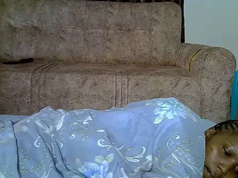 AurelAda online show from December 2025 11:46:02 PM