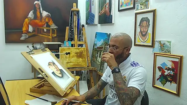 Snapshot of color_beat17 chatting on February 2025 08:01:01 PM color beat17 online show from February 2025 08:01:01 PM