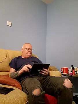 FriendlyDave online show from March 2025 10:09:02 PM