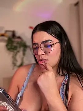 Lia flowers online show from January 2025 04:54:01 AM