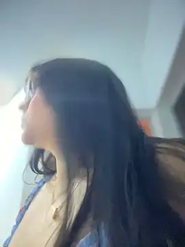 Lia flowers online show from September 2025 12:26:02 AM