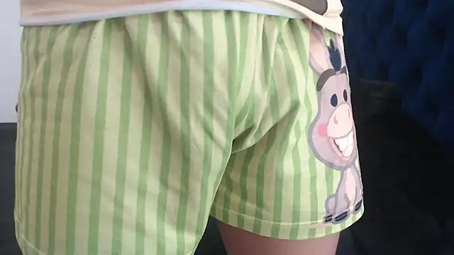 queenofwetqueens online show from December 2024 09:09:02 PM