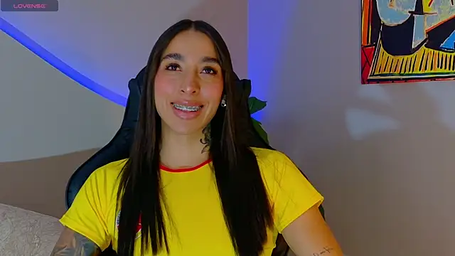 Snapshot of KAYLA_BATISTA chatting on June 2026 11:09:01 PM KAYLA BATISTA online show from June 2026 11:09:01 PM