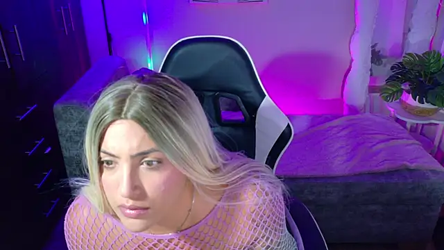 a belladanger online show from May 2026 02:30:01 AM