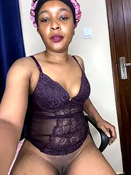 Snapshot of sweetestval chatting on November 2025 05:06:01 AM sweetestval online show from November 2025 05:06:01 AM