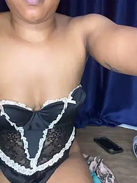 Snapshot of sweetestval chatting on November 2025 08:47:01 AM sweetestval online show from November 2025 08:47:01 AM