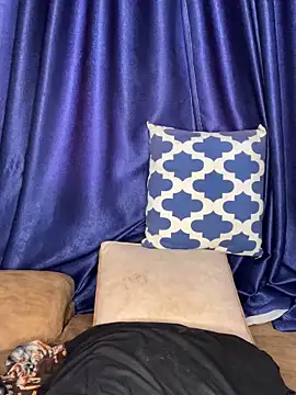 Snapshot of sweetestval chatting on November 2025 06:16:02 AM sweetestval online show from November 2025 06:16:02 AM