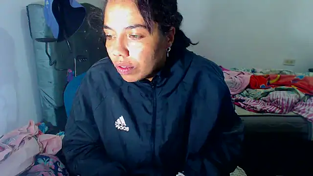 Snapshot of AmaraRoberts420 chatting on December 2025 08:26:02 PM AmaraRoberts420 online show from December 2025 08:26:02 PM