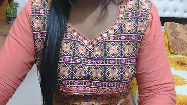 Snapshot of esita_1212 chatting on November 2025 01:39:01 AM esita 1212 online show from November 2025 01:39:01 AM