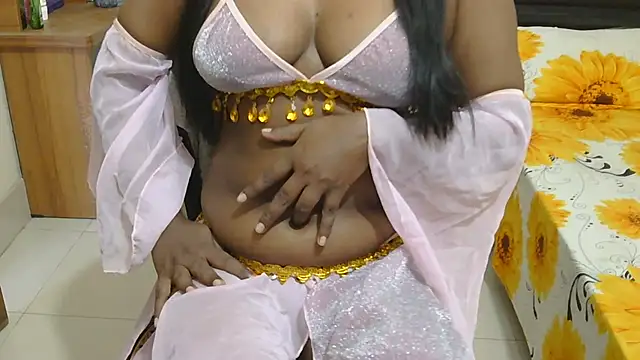 Snapshot of esita_1212 chatting on December 2025 04:07:01 AM esita 1212 online show from December 2025 04:07:01 AM