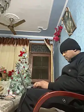 Dick 6inches online show from December 2025 03:41:02 PM