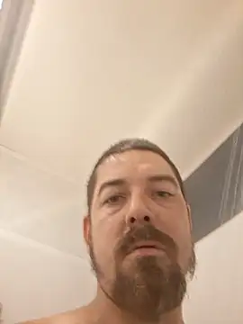 hungandhard87 online show from March 2026 07:52:01 PM