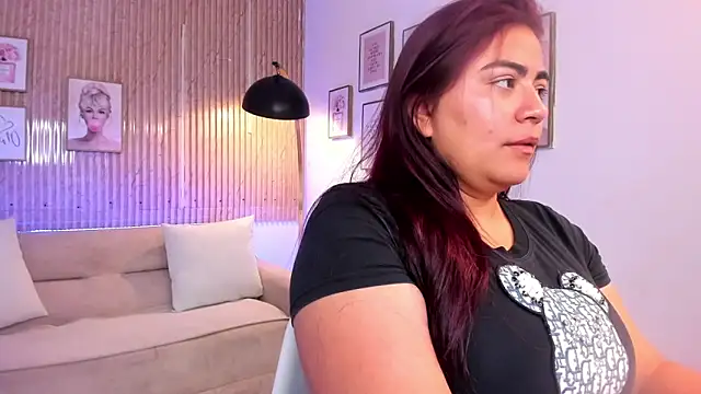 silvia lane online show from April 2026 04:05:02 AM