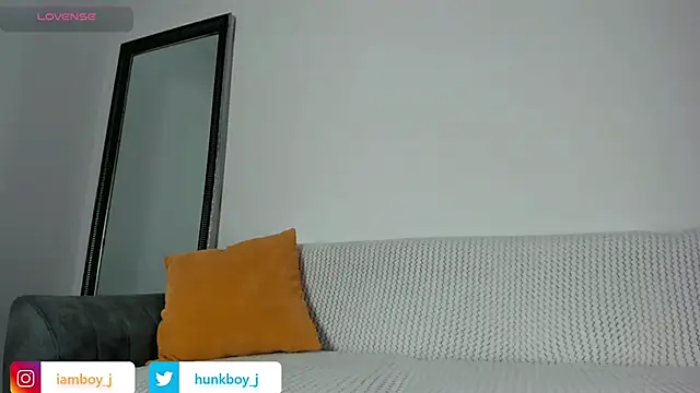 FitnessMaleModel online show from November 2025 06:34:01 AM