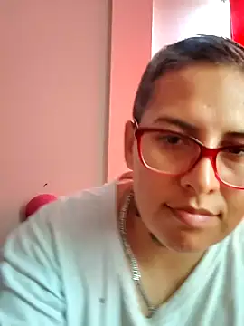 Yessi rousse online show from February 2025 06:23:01 AM