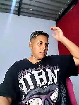 Yessi rousse online show from October 2025 01:30:02 AM