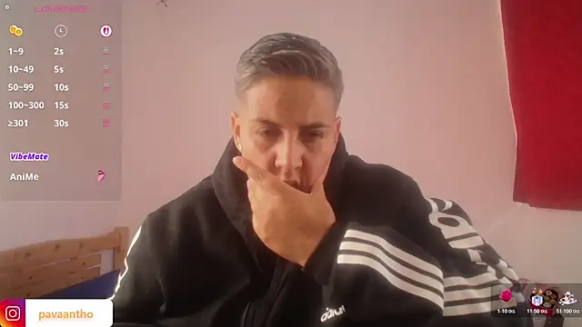 Yessi rousse online show from October 2025 01:34:02 PM