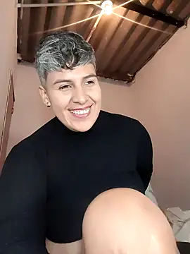 Yessi rousse online show from April 2026 12:38:02 PM