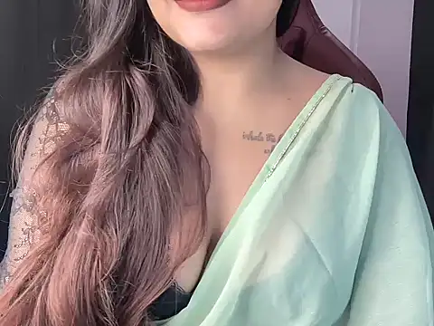 Snapshot of shanayaaa_1 chatting on May 2026 07:11:02 PM shanayaaa 1 online show from May 2026 07:11:02 PM