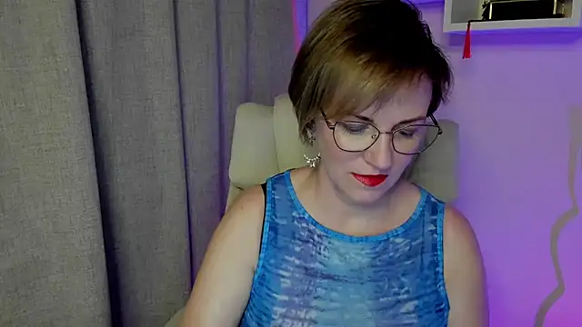feliziaDesire online show from June 2026 01:10:01 PM