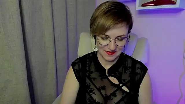 feliziaDesire online show from June 2026 01:04:01 PM