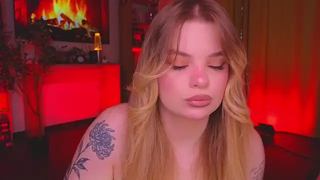 Snapshot of Hottie_Jane chatting on November 2025 07:03:02 AM Hottie Jane online show from November 2025 07:03:02 AM