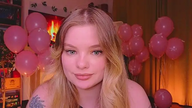 Snapshot of Hottie_Jane chatting on December 2025 01:05:02 PM Hottie Jane online show from December 2025 01:05:02 PM