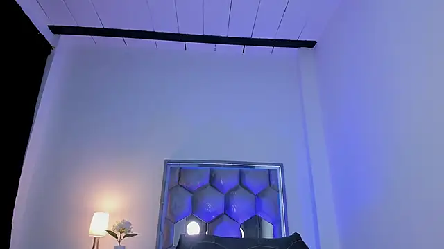 ice grace online show from April 2026 09:25:02 AM