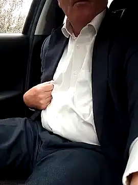 stiffandlubedxh online show from November 2025 09:03:02 PM