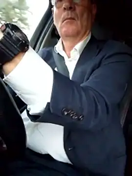 stiffandlubedxh online show from March 2026 08:13:02 PM