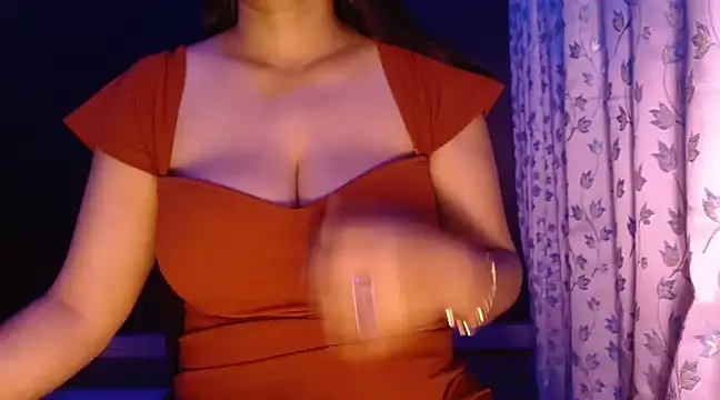 Snapshot of janifer001 chatting on February 2025 01:35:01 AM janifer001 online show from February 2025 01:35:01 AM