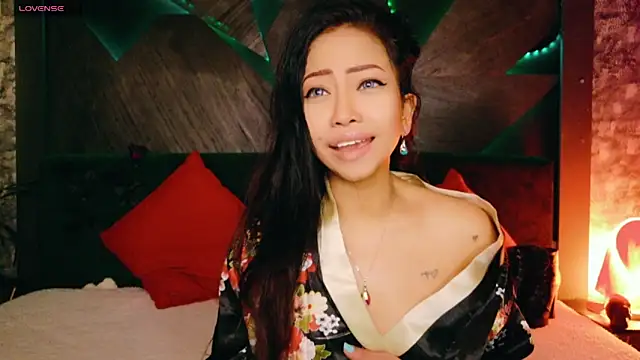 Snapshot of ElyaQuinn chatting on February 2026 07:52:01 AM ElyaQuinn online show from February 2026 07:52:01 AM